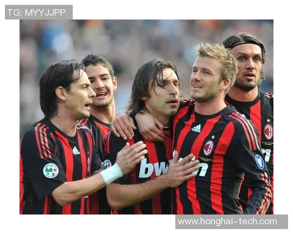 经典足坛传奇聚首 一代球星合影重现辉煌岁月